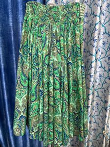 Elegant Teal Velvet Top &amp; Green Skirt Set
