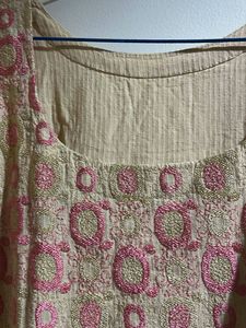 kurta set beige with embroidery
