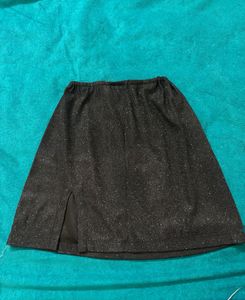 Slit cut shimmer skirt