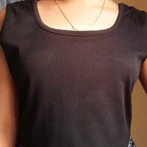Ribbed Cap Sleeve Top