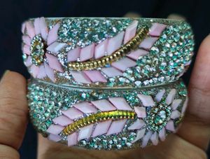 Hair Clips &amp; Bangles – ₹69 per Piece