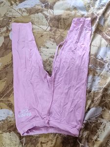 Girls 3/4th Pant Pink