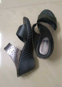 Black hi-attitude wedge Heels