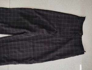Chic Plaid Trousers