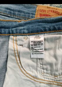 Levi's 511 Light Wash  blue Jeans