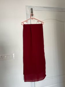 maroon hijab