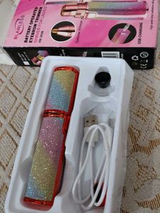 2-in-1 Eyebrow Trimmer &amp; Shaver for Ladies
