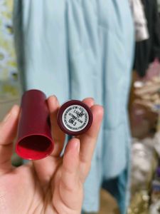 UN3 Lakme Ultimate Glam Lipstick - Satin Matte