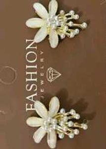 Flower Pearl Earrings