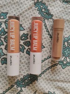 lipgloss and lipbalm