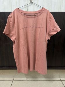 Unisex Tshirt 🎀