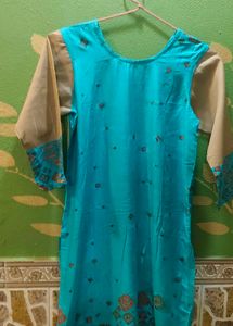 Stylish Blue Kurta with Contrast Sleeves and it,s