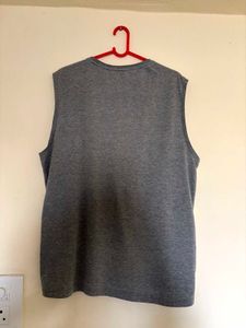 Bundle of 3 Men's Graphic vests