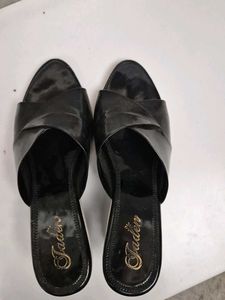 Chic Black Open-Toe Mules