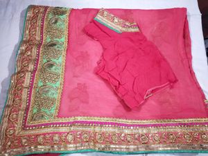 Very Beautiful Saree For Wedding Season