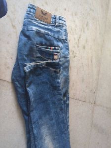 Stylish Washed Denim Jeans