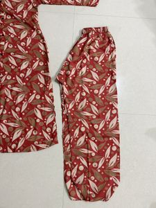Elegant Leaf Print Kurta Pant Set