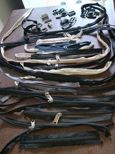 combo 39 Assorted Zippers and Buckles