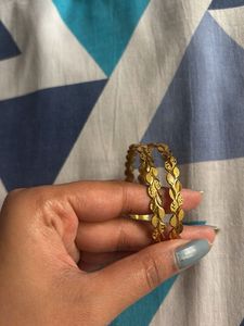 Exquisite Gold-Tone Leaf Design Bangles