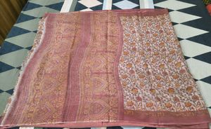 Freebies❤️With Elegant Printed Saree