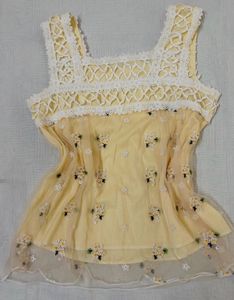 Chic Yellow Embroidered top