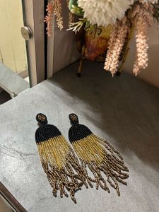 Studed Pearl / Beads Earrings