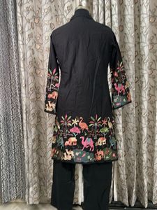 Black Kurta Set with Embroidered Print