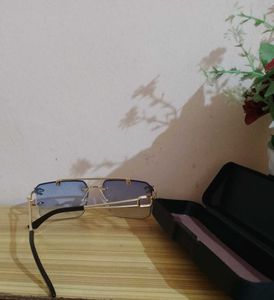 Stylish Rimless Blue Lens Sunglasses