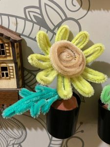 4 Brand New Floral Pots Magnets
