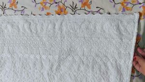 chikankari  white kurta