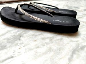 Black Soft Slippers Ginger