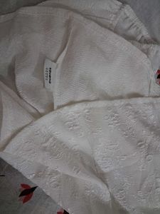 White Textured V-Neck Tie-Up Top