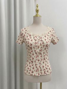 Vintage Floral Button-Up Top