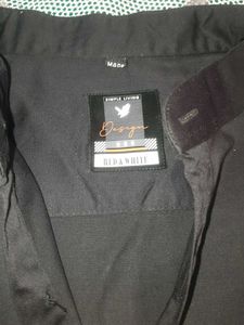 Simple Living Black Design Shirt XL
