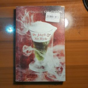 Dr Jekyll & Mr Hyde by Robert Louis Stevenson