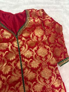 Elegant Ethnic Red &amp; Gold Kurta