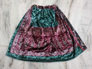 Velvet skirt for girls