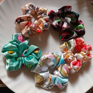 Get 5 Satin Printed scrunchies