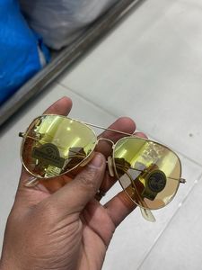 Ray-Ban Aviator Sunglasses
