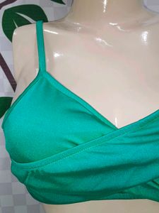 (400)Green Wrap Crop Top