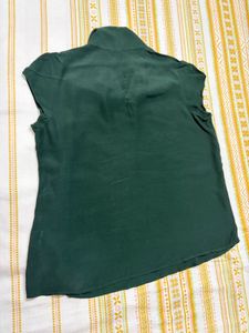Elegant Green Sleeveless Tie-Neck Top