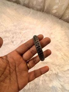 Star Cutout Bangle Bracelet