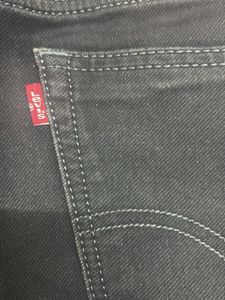 Levi’s Women’s Black Shaded Jeans | Waist 32 | Sty