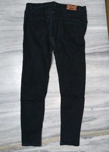 Distressed Black Skinny Jeans
