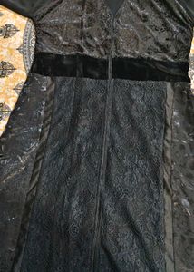 Elegant Black Lace dubai abaya