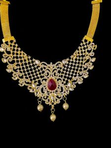 Exquisite Necklace &amp; Earrings Set