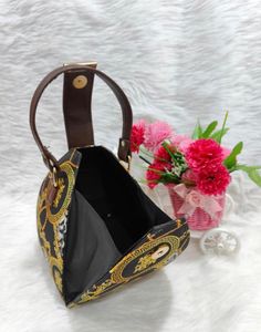 Unique Printed Handbag Purse
