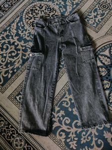 Trendy Black Wash Cargo Jeans