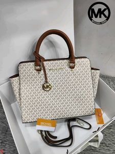 LATEST MICHAEL KORS SELMA MEDIUM SATCHEL HANDBAG*