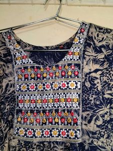 Embroidered Blue &amp; White Kurta